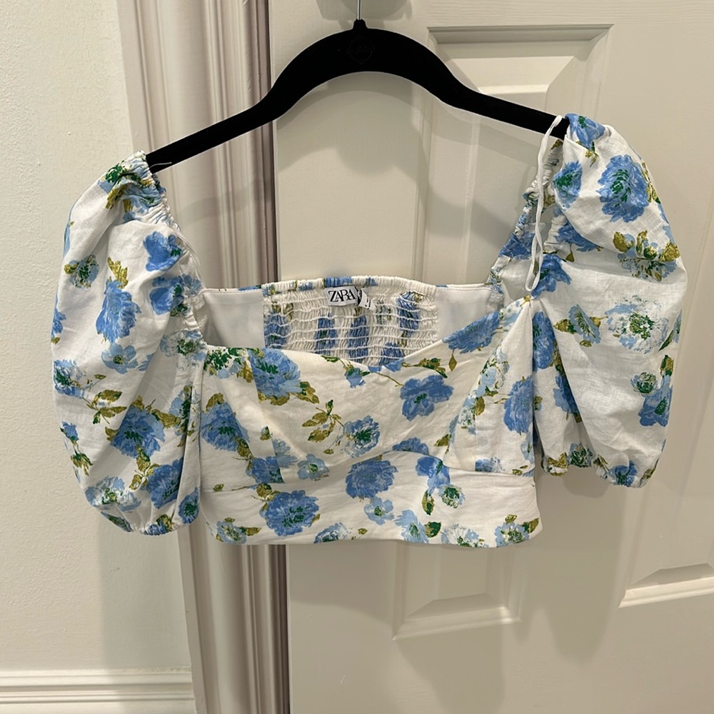 Zara flower top
